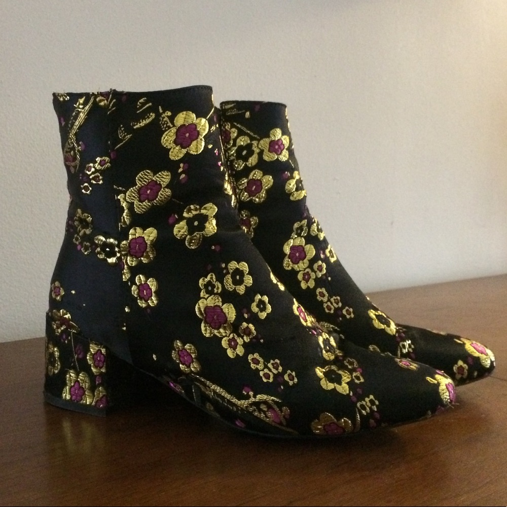 Public Desire Embroidered Floral Blossom Boots